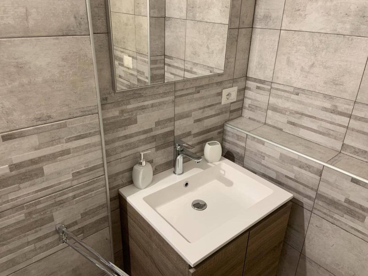 Elena Casa Vacanze 1 San Donato di Lecce エクステリア 写真